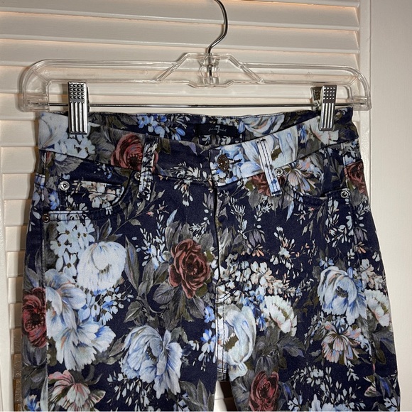 7 For All Mankind blue floral Skinny Jeans size 26 - Picture 3 of 7